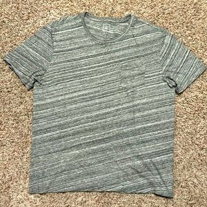 Gap Men’s Gray Striped V-Neck Tee, Size Large